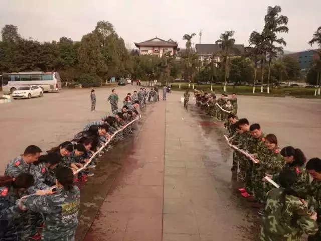 齊心奮進，夢想起航，遠景裝飾2015啟動大會-全員會師