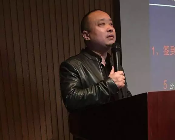 紅動(dòng)三月，激情四月——《奮斗篇》
